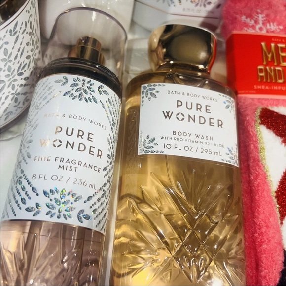 Limited Edition Bath and Body Works Iridescent Pure Wonder Tote Bag Gift Set - Picture 5 of 14